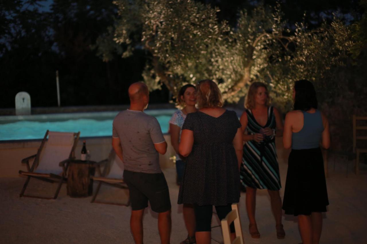 Les Yourtes De Provence Saint-Paulet-de-Caisson エクステリア 写真