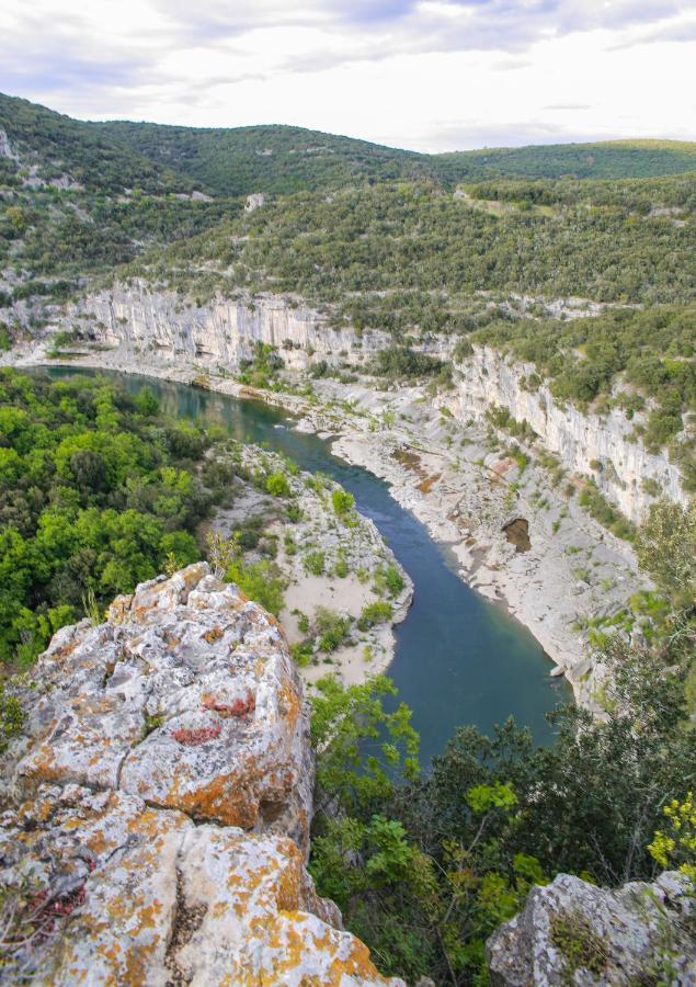 Les Yourtes De Provence Saint-Paulet-de-Caisson エクステリア 写真