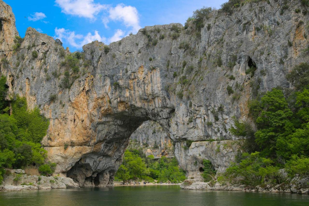 Les Yourtes De Provence Saint-Paulet-de-Caisson エクステリア 写真